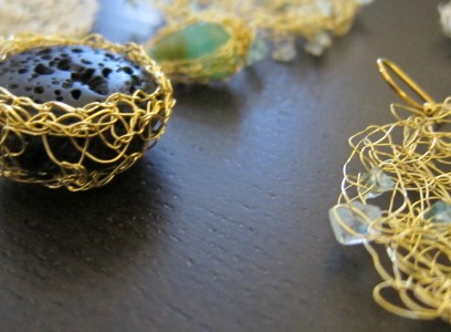 Wave Necklace: Peruvian Opals In Gold Wire W/24" Gold-filled Chain